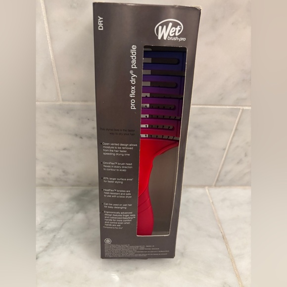 Wet Brush Pro Flex Dry Paddle Brush - Red and Purple - Picture 4 of 6